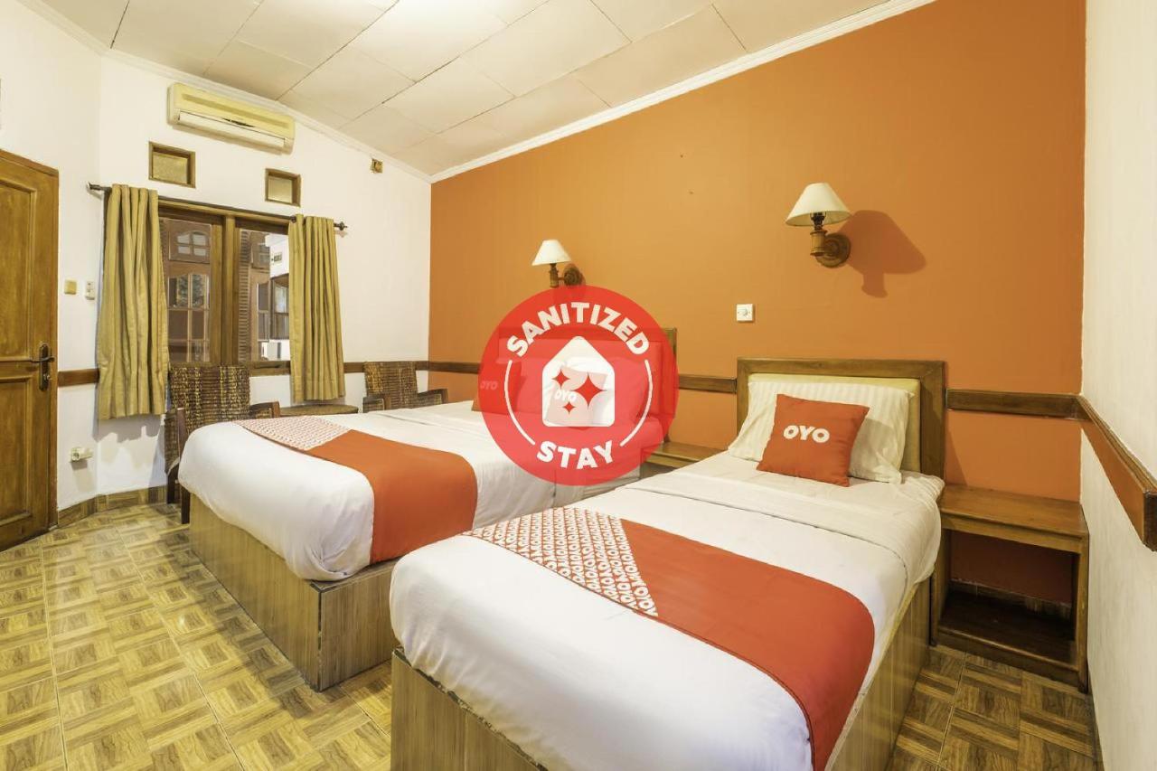 Oyo 1945 Hotel Bali Indah 万隆 外观 照片
