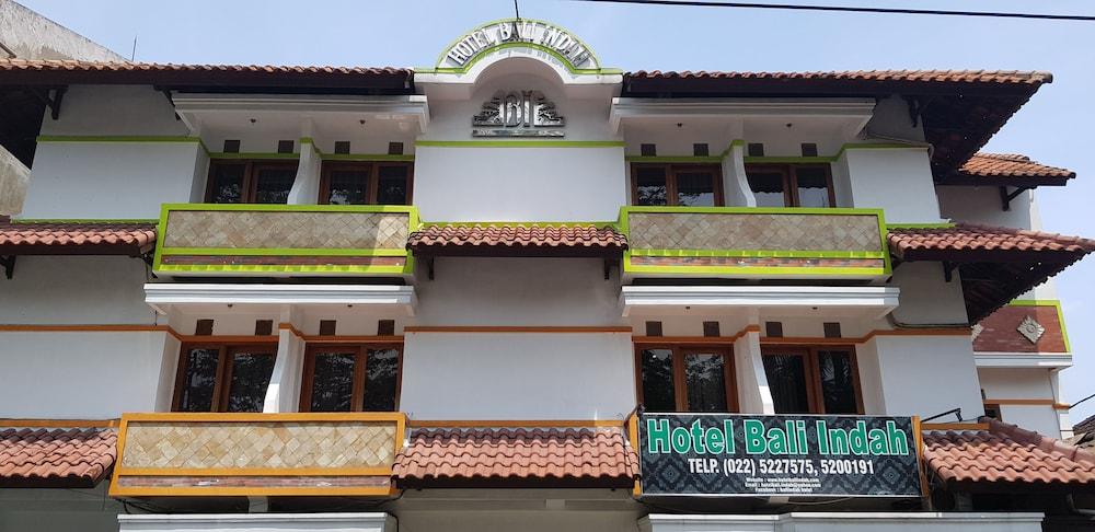 Oyo 1945 Hotel Bali Indah 万隆 外观 照片