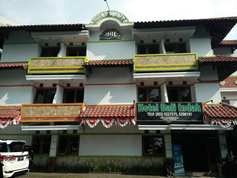 Oyo 1945 Hotel Bali Indah 万隆 外观 照片