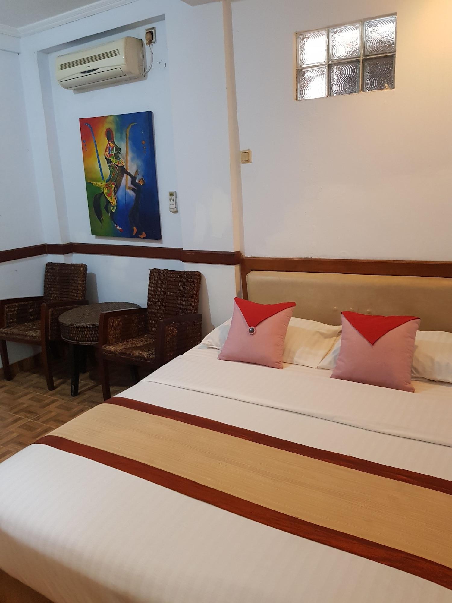 Oyo 1945 Hotel Bali Indah 万隆 外观 照片