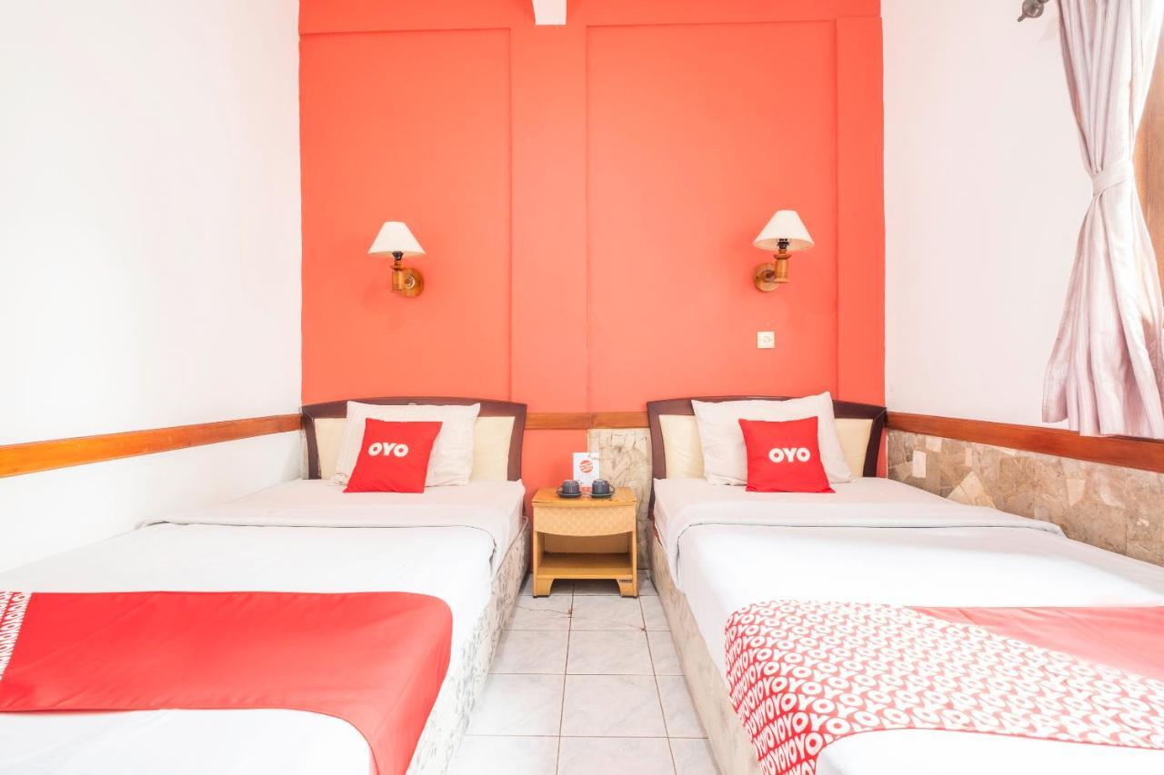 Oyo 1945 Hotel Bali Indah 万隆 外观 照片